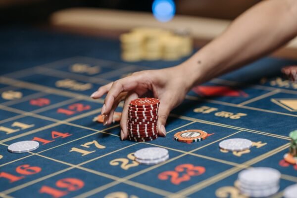 Mirax Casino Review: Claim a Fast Cashout Mobile Bonus